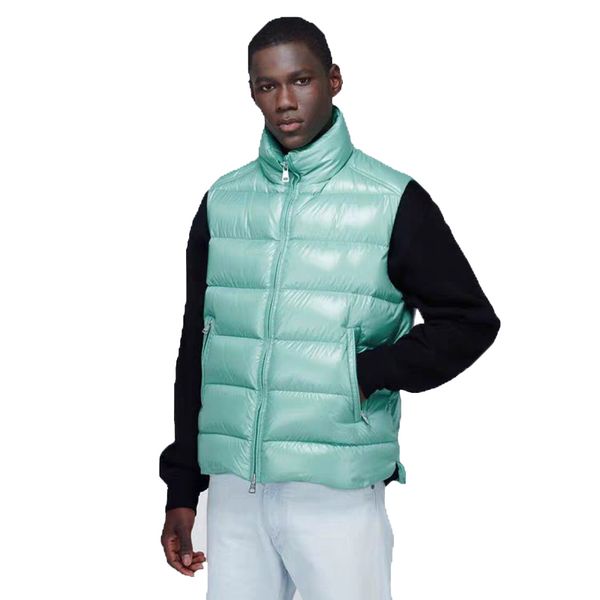 21ss a&w mens casual solid color classic vest sleeveless zip pocket trim removable hat suitable for outdoor warm wear, Black;white
21ss a&w mens casual solid color classic vest sleeveless zip pocket trim removable hat suitable for outdoor warm wear, Black;white