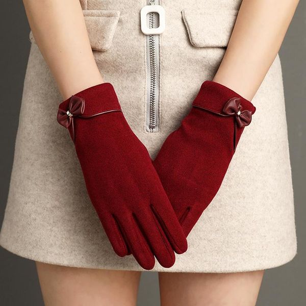 sports gloves lady grace glove women vintage winter full finger touch screen plus velvet warm windproof driving female mittens g045, Black
sports gloves lady grace glove women vintage winter full finger touch screen plus velvet warm windproof driving female mittens g045, Black