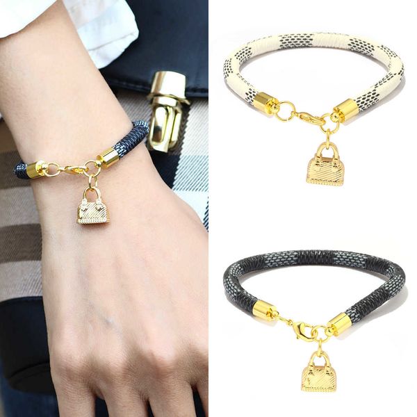 with mini alloy metal bag pu bracelet designers leather bangle cross check rope belt bracelets wristband retro classic wrist bands dhl shipp, Red;brown
with mini alloy metal bag pu bracelet designers leather bangle cross check rope belt bracelets wristband retro classic wrist bands dhl shipp, Red;brown