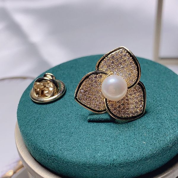 wid 2020 broochesfashion elegant pins temperament women's banquet accessories anti light brooch chest 2020fashion elegant temperament w, Gray
wid 2020 broochesfashion elegant pins temperament women's banquet accessories anti light brooch chest 2020fashion elegant temperament w, Gray