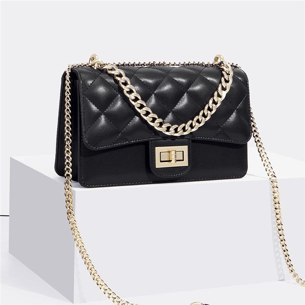 2021 cowhide shoulder women's fashion versatile messenger bag personalized high-capacity handbag
2021 cowhide shoulder women's fashion versatile messenger bag personalized high-capacity handbag