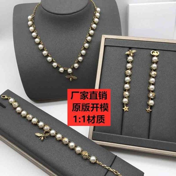 75%off outlet onlinenew family pearl necklace bee earrings bracelet set small fragrance, Silver
75%off outlet onlinenew family pearl necklace bee earrings bracelet set small fragrance, Silver