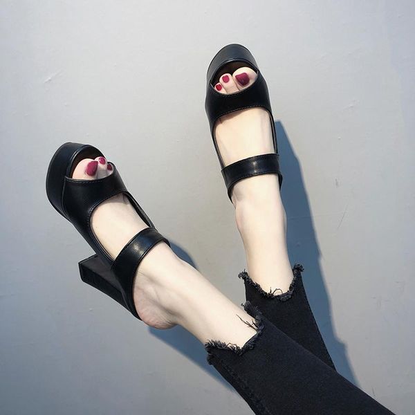 slippers summer european american style women solid color fish mouth-shaped open toe high heel non-slip generous shoes u24-90, Black
slippers summer european american style women solid color fish mouth-shaped open toe high heel non-slip generous shoes u24-90, Black