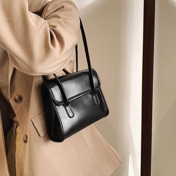 shoulder bag crossbody bags for women handbag purse all-match retro tote underarm fashion 2021 trend pu leather
shoulder bag crossbody bags for women handbag purse all-match retro tote underarm fashion 2021 trend pu leather
