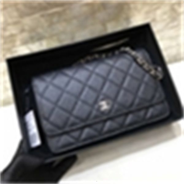 diamond caviar ball pattern silver buckle woc messenger small bag fortune bag a33814 women handbags iconic bags handles shoulder bags
diamond caviar ball pattern silver buckle woc messenger small bag fortune bag a33814 women handbags iconic bags handles shoulder bags