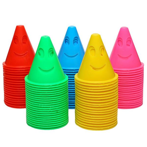 skateboarding 10pcs/set skate marker training road cones roller football soccer soft tower skating obstacle
skateboarding 10pcs/set skate marker training road cones roller football soccer soft tower skating obstacle