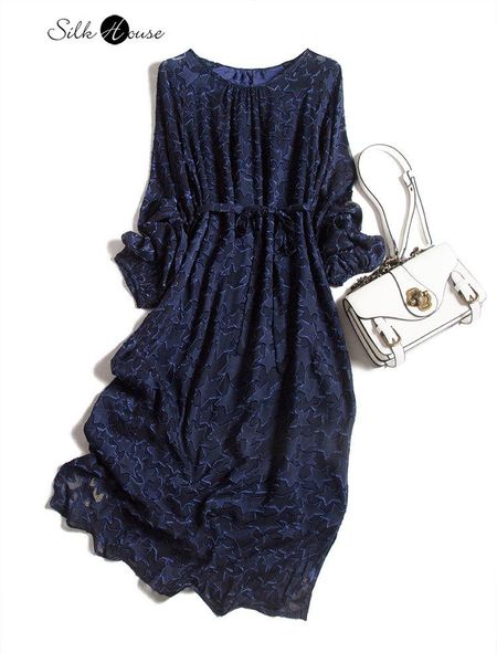 casual dresses 2021 fashion five pointed star three-dimensional flower embroidery french lantern sleeve silk long dress, Black;gray
casual dresses 2021 fashion five pointed star three-dimensional flower embroidery french lantern sleeve silk long dress, Black;gray