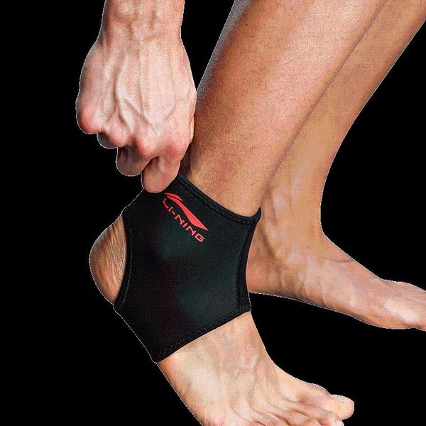 li ning ankle support protective case basket soccer running fitness men and women sports sprain professional protection, Blue;black
li ning ankle support protective case basket soccer running fitness men and women sports sprain professional protection, Blue;black