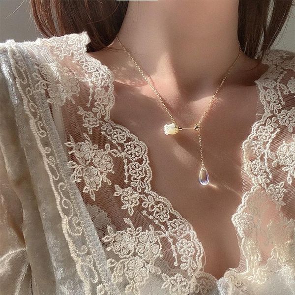 shell freshwater pearls rose flower crystal pendant clavicle chain necklace for women girls party jewelry chains, Silver
shell freshwater pearls rose flower crystal pendant clavicle chain necklace for women girls party jewelry chains, Silver