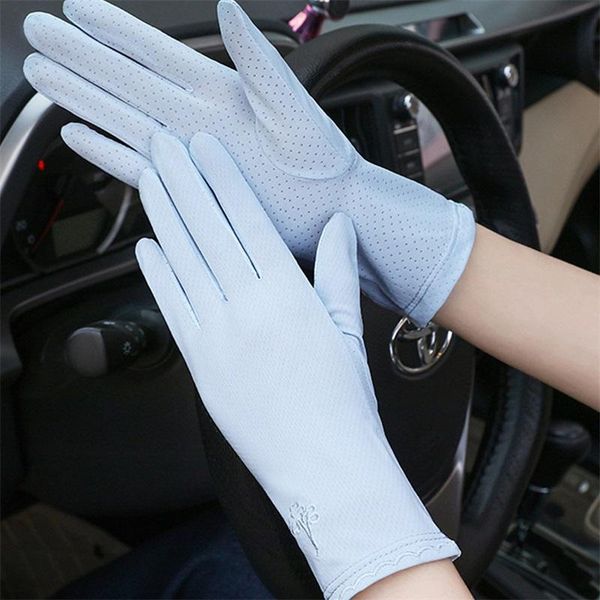 five fingers gloves summer lace sunscreen driving non-slip thin women touch screen windproof mittens glove lady girl wrist practical 2021, Blue;gray
five fingers gloves summer lace sunscreen driving non-slip thin women touch screen windproof mittens glove lady girl wrist practical 2021, Blue;gray