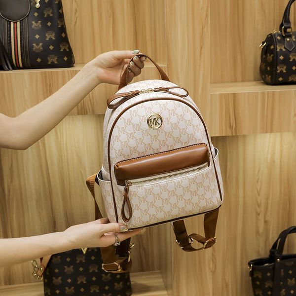 backpack women's 2021 summer schoolbag fashion popular travel leather small backpack
backpack women's 2021 summer schoolbag fashion popular travel leather small backpack