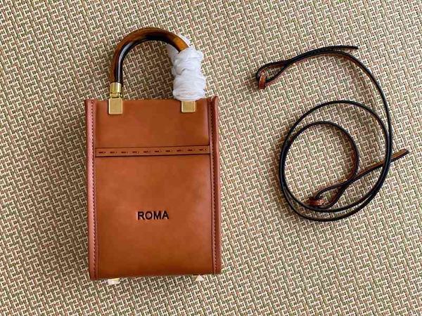 size cute summer time cross body mini tote lipstick portable fashion totes designers luxury bags woman high quality
size cute summer time cross body mini tote lipstick portable fashion totes designers luxury bags woman high quality