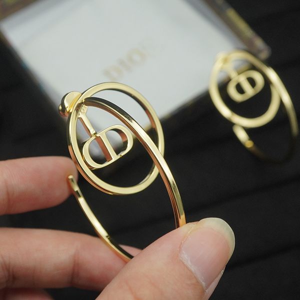 earrings cuff stud d family female fengdi cd ring small exaggeration net red live broadcast jewelry, Golden
earrings cuff stud d family female fengdi cd ring small exaggeration net red live broadcast jewelry, Golden