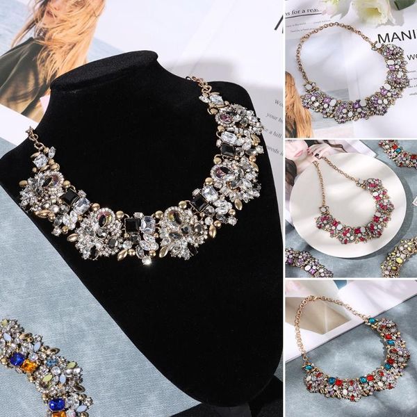 chokers shiny flower necklace exaggerated gift luxury pendant crystal big collar rhinestone bib, Golden;silver
chokers shiny flower necklace exaggerated gift luxury pendant crystal big collar rhinestone bib, Golden;silver