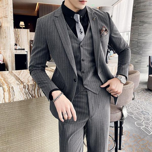 men's clothing autumn and winter 2021 striped suit bridegroom's dress british style three piece suits & blazers, White;black
men's clothing autumn and winter 2021 striped suit bridegroom's dress british style three piece suits & blazers, White;black
