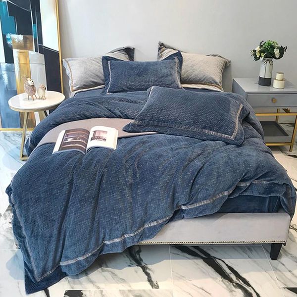 bedding sets anti-static cloth with soft nap of carve patterns or designs on woodwork sheet in the fall and winter 4 times
bedding sets anti-static cloth with soft nap of carve patterns or designs on woodwork sheet in the fall and winter 4 times