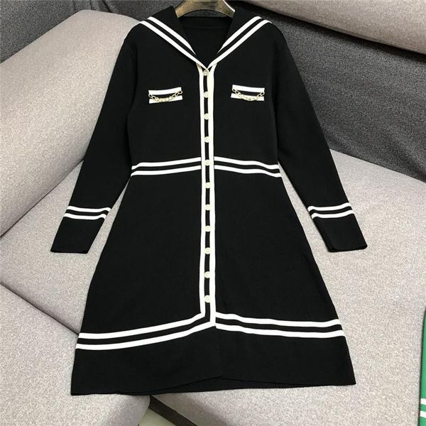 casual dresses dress fashion female temperament in the spring of 2021 to show thin waist bump big lapel chain decoration knitted, Black;gray
casual dresses dress fashion female temperament in the spring of 2021 to show thin waist bump big lapel chain decoration knitted, Black;gray