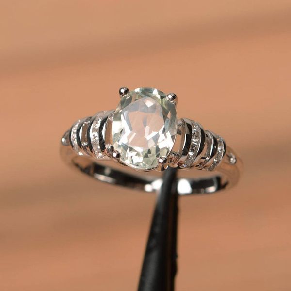 simple four-claw inlaid zircon ladies ring smooth rhinestone silver color women's jewelry wedding ring wholesale lots bulk, Slivery;golden
simple four-claw inlaid zircon ladies ring smooth rhinestone silver color women's jewelry wedding ring wholesale lots bulk, Slivery;golden