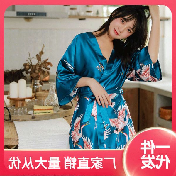 bathrobe tiktok, bride, bridesmaid, wedding robe, voice, short, and fairy crane, printed lady's gown.
bathrobe tiktok, bride, bridesmaid, wedding robe, voice, short, and fairy crane, printed lady's gown.