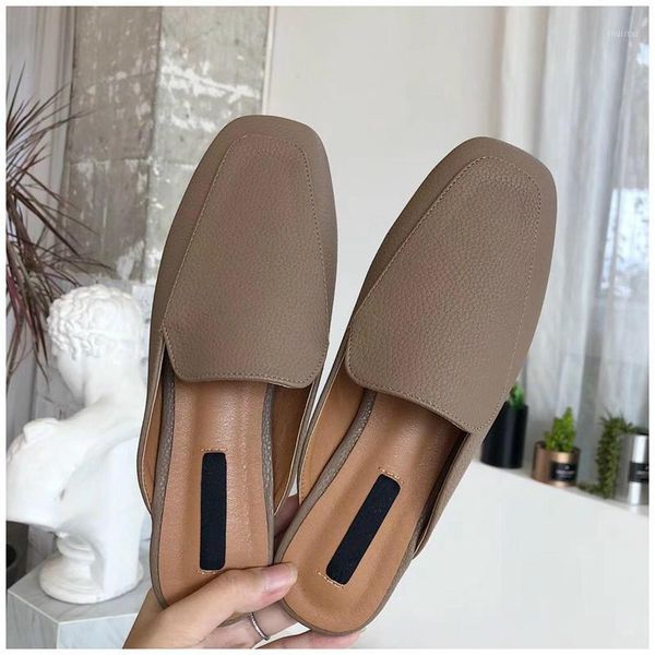 slippers 2021 women mules slipper soft leather round toe slip on outdoor sandal causal flat heel slides1, Black
slippers 2021 women mules slipper soft leather round toe slip on outdoor sandal causal flat heel slides1, Black