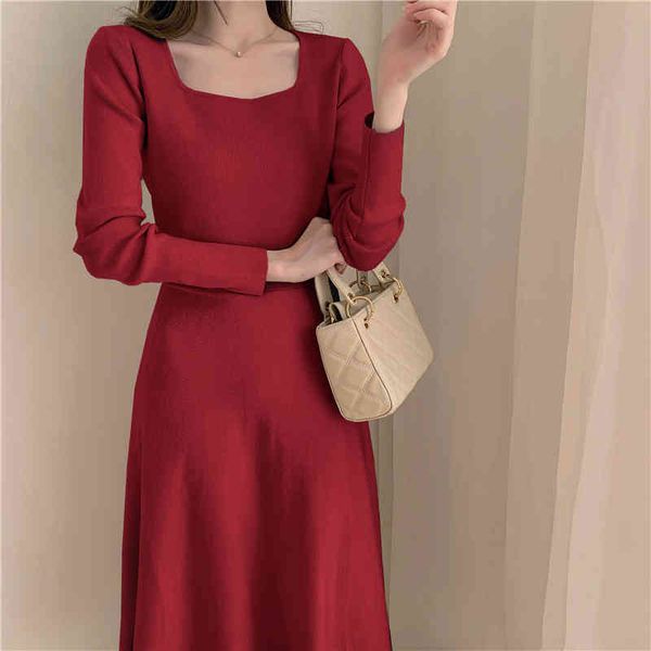 one-piece korean mid-length a-line skirt autumn and winter style female square collar long sleeve elegant knitted dress, Black;gray
one-piece korean mid-length a-line skirt autumn and winter style female square collar long sleeve elegant knitted dress, Black;gray