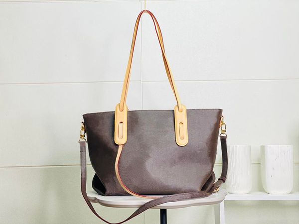 2021 wholesale canvas hobo for women shoulder bag chest pack lady tote chains handbag presbyopic purse messenger bags handbags purses
2021 wholesale canvas hobo for women shoulder bag chest pack lady tote chains handbag presbyopic purse messenger bags handbags purses