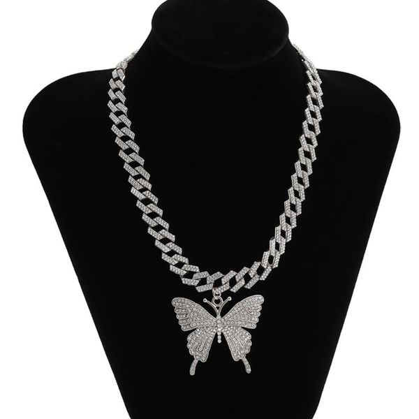 chokers jewelry fashion trends in europe and america full of diamonds cuban buckle hip hop simple diamond butterfly necklace for women, Golden;silver
chokers jewelry fashion trends in europe and america full of diamonds cuban buckle hip hop simple diamond butterfly necklace for women, Golden;silver