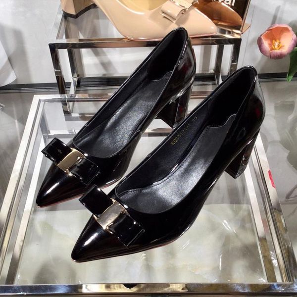 dress shoes women's real leather high heels bow tie wedding party designer pointed square heel 5.5cm da006, Black
dress shoes women's real leather high heels bow tie wedding party designer pointed square heel 5.5cm da006, Black