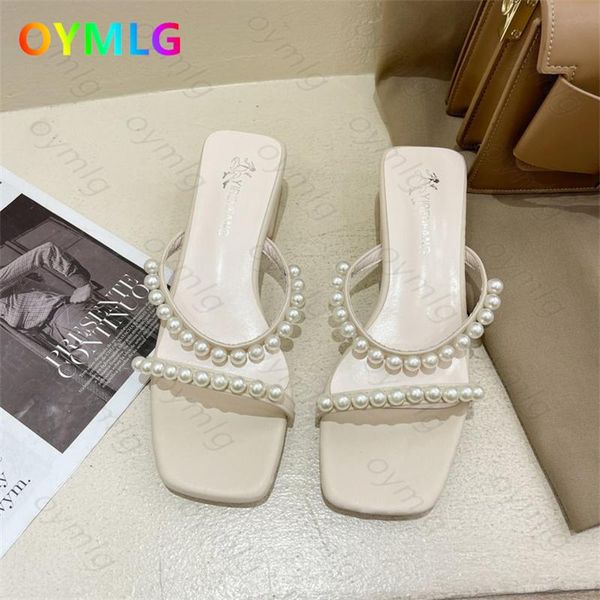 slippers pearl sandals women 2021 summer style square head transparent crystal with gentle wind and, Black
slippers pearl sandals women 2021 summer style square head transparent crystal with gentle wind and, Black