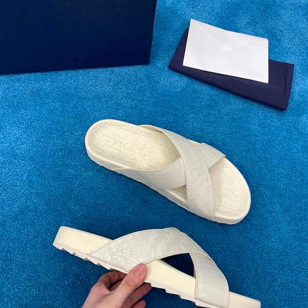 2021 shoes brand fashion women gold low cut leather flat men casual sneakers 36-44 comfortable slippers qq, Red;white
2021 shoes brand fashion women gold low cut leather flat men casual sneakers 36-44 comfortable slippers qq, Red;white