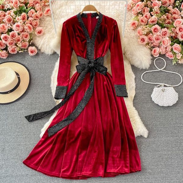 casual dresses 2021 fall/winter celebrity temperament long dress women slim gold velvet fashion full sleeve color matching v-neck m871, Black;gray
casual dresses 2021 fall/winter celebrity temperament long dress women slim gold velvet fashion full sleeve color matching v-neck m871, Black;gray