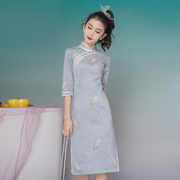 blue printed cheongsam women's mid long split sleeve slim chinese style stand collar dress, Black;gray
blue printed cheongsam women's mid long split sleeve slim chinese style stand collar dress, Black;gray