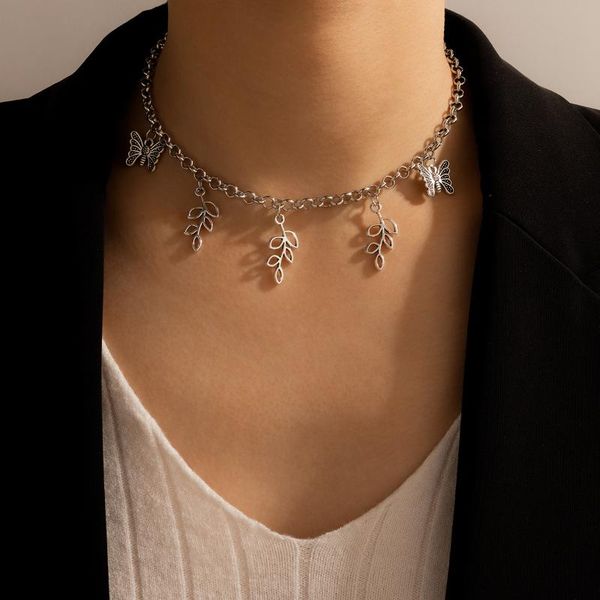 chokers fashion hollow leaf butterfly choker necklace for women retro silver color vintage trend neck chain tassel collar female collier, Golden;silver
chokers fashion hollow leaf butterfly choker necklace for women retro silver color vintage trend neck chain tassel collar female collier, Golden;silver