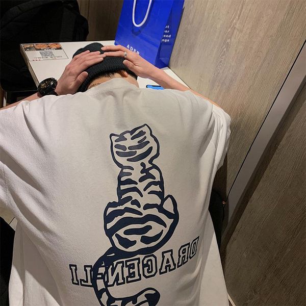 cartoon small fresh tiger print short sleeve ins style couple t shirt summer student casual men's t-shirts, White;black
cartoon small fresh tiger print short sleeve ins style couple t shirt summer student casual men's t-shirts, White;black