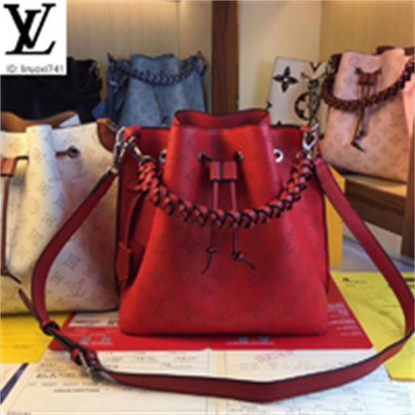 brand designer luxury my6m m55800 perforated bucket bag red women handbags iconic bags handles shoulder bags totes cross body bag clutch, Red;black
brand designer luxury my6m m55800 perforated bucket bag red women handbags iconic bags handles shoulder bags totes cross body bag clutch, Red;black