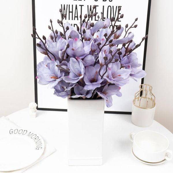 decorative flowers & wreaths silk artificial magnolia home decoration fake flower autumn simulation bouquet pography props wedding table arr
decorative flowers & wreaths silk artificial magnolia home decoration fake flower autumn simulation bouquet pography props wedding table arr