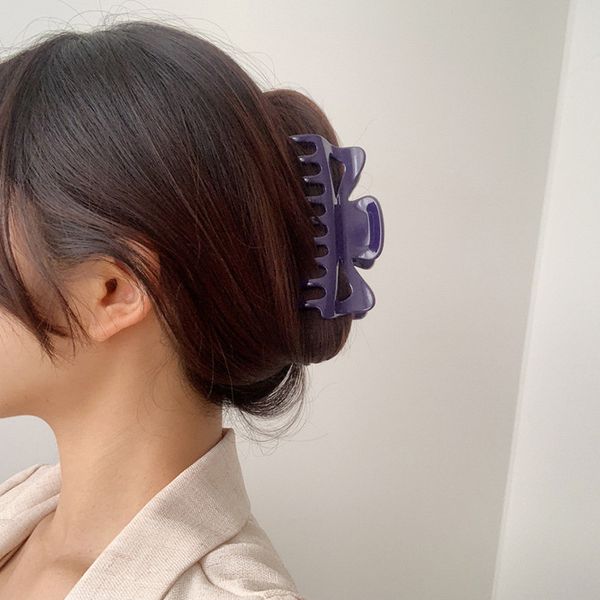 length 11 cm large bright surface m shape hair clamps hollow out multi color plastic shower claw clips european korean women ponytail scrunc, Slivery;golden
length 11 cm large bright surface m shape hair clamps hollow out multi color plastic shower claw clips european korean women ponytail scrunc, Slivery;golden