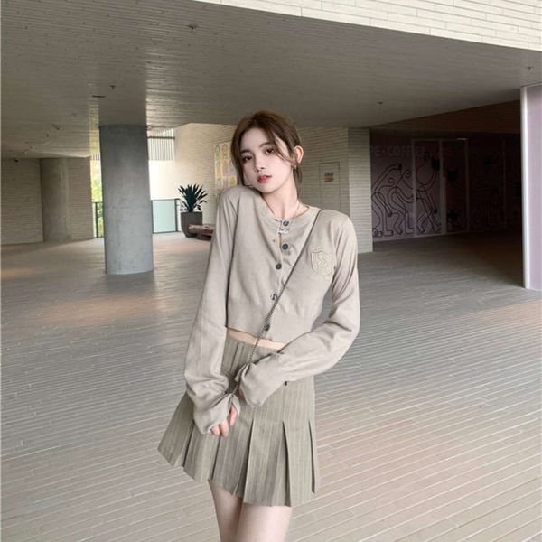 party dresses cardigan 2021 spring female chic small embroidered long sleeve sweater short knitted jacket fashion omjp, White;black
party dresses cardigan 2021 spring female chic small embroidered long sleeve sweater short knitted jacket fashion omjp, White;black