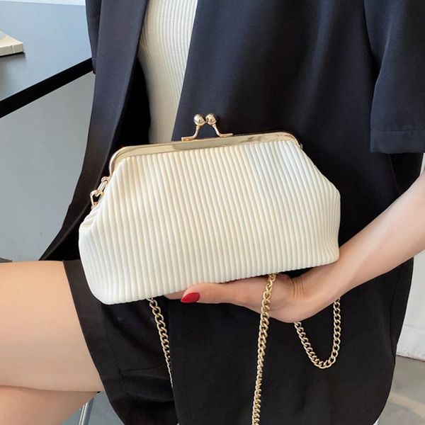 evening bags women's shoulder bag clip metal chain striped embossed luxury designer female crossbody handbags for women
evening bags women's shoulder bag clip metal chain striped embossed luxury designer female crossbody handbags for women
