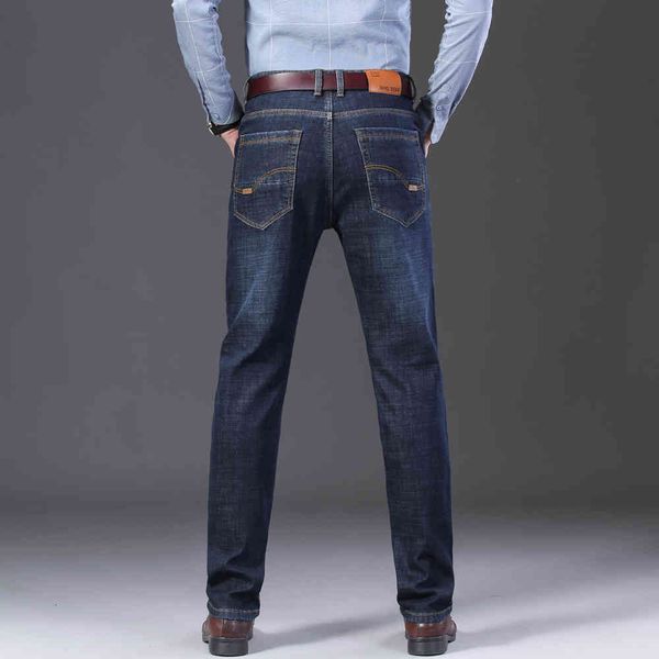 autumn winter men's straight casual jeans fashion denim trousers male pant and dark blue plus size 29-42
autumn winter men's straight casual jeans fashion denim trousers male pant and dark blue plus size 29-42
