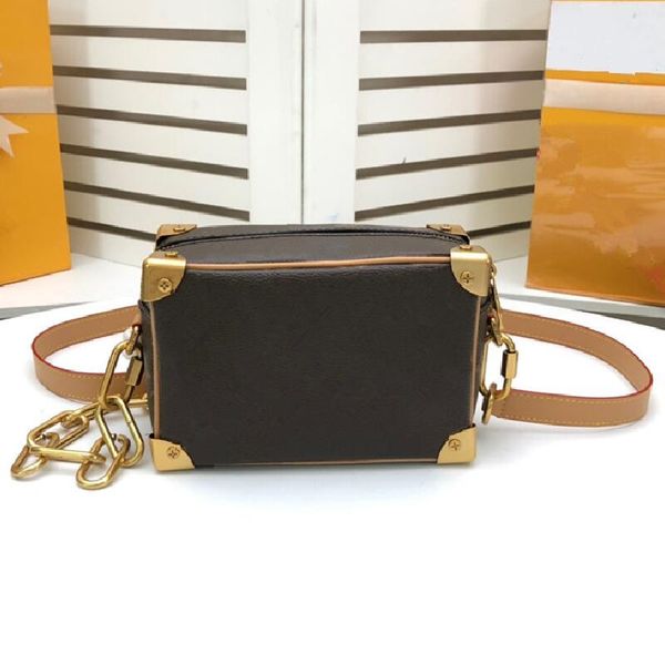 2021 luxury designer retro women handbags mini chains shoulder bag brand genuine leather fashion crossbody bags for women
2021 luxury designer retro women handbags mini chains shoulder bag brand genuine leather fashion crossbody bags for women