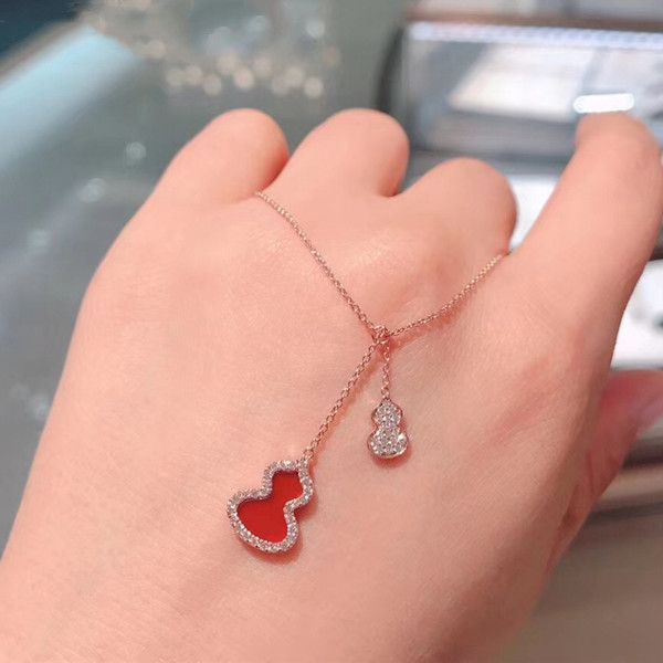 kirin tassel necklace 925 sterling silver plated 18k gold white fritillaria red chalcedony double gourd clavicle pendant
kirin tassel necklace 925 sterling silver plated 18k gold white fritillaria red chalcedony double gourd clavicle pendant