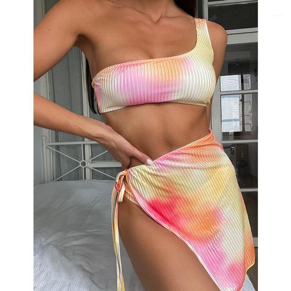 women's swimwear 2021 tie dye three piece bikini set tube one shoulder swimsuit beach dress for female bathing suit, White;black
women's swimwear 2021 tie dye three piece bikini set tube one shoulder swimsuit beach dress for female bathing suit, White;black