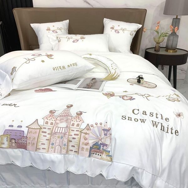 bedding sets luxury satin silk cotton cartoon princess castle embroidery set smooth silky double duvet cover bed linen pillowcase
bedding sets luxury satin silk cotton cartoon princess castle embroidery set smooth silky double duvet cover bed linen pillowcase