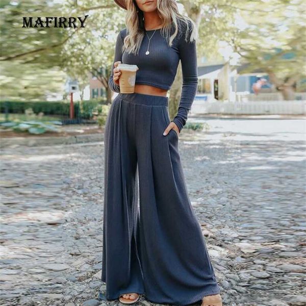 women knitted solid long sleeve wide leg pants 2pcs suits casual spring autumn short elastic waist sets loose streetwear 211109, White
women knitted solid long sleeve wide leg pants 2pcs suits casual spring autumn short elastic waist sets loose streetwear 211109, White