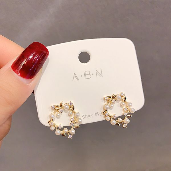 925 silver needle mori series simple pearl earrings, designer east gate temperament, micro inlaid zircon flower earrings and earrings, femal
925 silver needle mori series simple pearl earrings, designer east gate temperament, micro inlaid zircon flower earrings and earrings, femal
