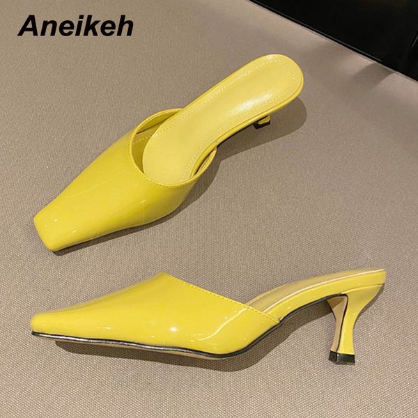 summer women shoes patent leather pointed toe slippers stiletto heel solid outside shallow black size 35-39 fashion 210507
summer women shoes patent leather pointed toe slippers stiletto heel solid outside shallow black size 35-39 fashion 210507