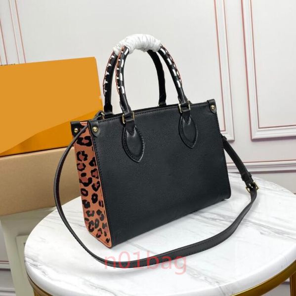 2021 luxury designer crafty onthego tote bag leopard embossed grain cowhide designers handbags woven handle ladies purses handbag shoulder b
2021 luxury designer crafty onthego tote bag leopard embossed grain cowhide designers handbags woven handle ladies purses handbag shoulder b