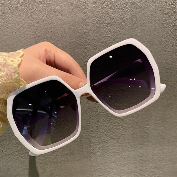 square sunglasses glasses for women female wholesale bulk gafas de sol para hombre fashion designer, White;black
square sunglasses glasses for women female wholesale bulk gafas de sol para hombre fashion designer, White;black