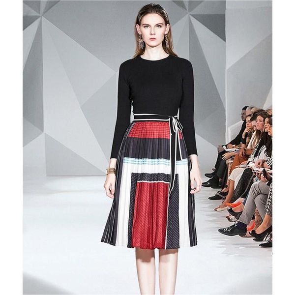 two piece dress 2021 autumn winter 2 pieces suits women stretch knitting pullover + elastic waist pleated skirt casual office set, White
two piece dress 2021 autumn winter 2 pieces suits women stretch knitting pullover + elastic waist pleated skirt casual office set, White
